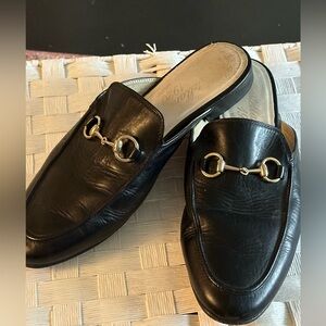 Castellano 1920 Madrid. Very comfortable mules.